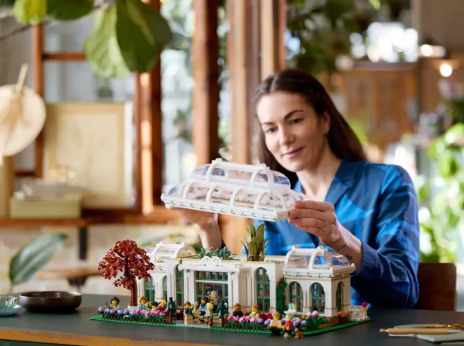 LEGO® Ideas 21353 Le jardin botanique