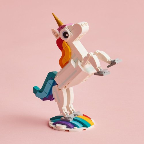 LEGO® Creator 3-in-1 31140 Unicórnio Mágico