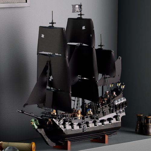 LEGO® Icons 10365 Het piratenschip van kapitein Jack Sparrow