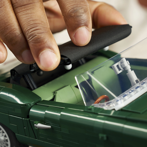 LEGO® Icons 11381 Jaguar E-Type