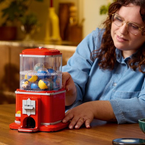 LEGO® Ideas 21358 Le distributeur de minifigurines