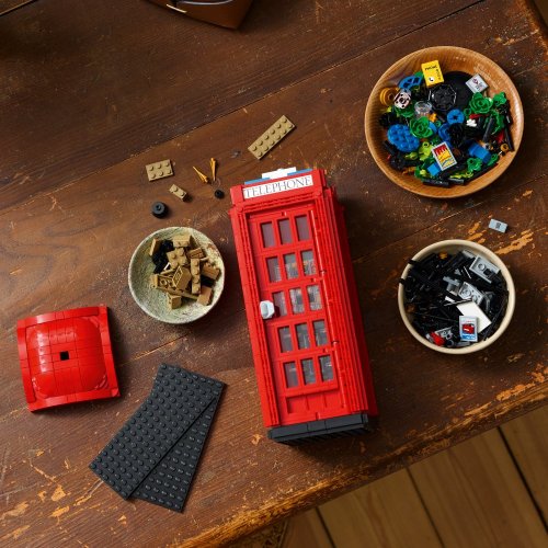 LEGO® Ideas 21347 Cabine téléphonique londonienne
