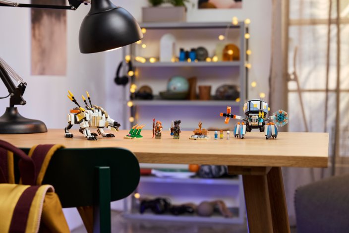 LEGO® Horizon Adventures™ 77037 Aloy e Varl contra Carapaça e Dentes de Serra