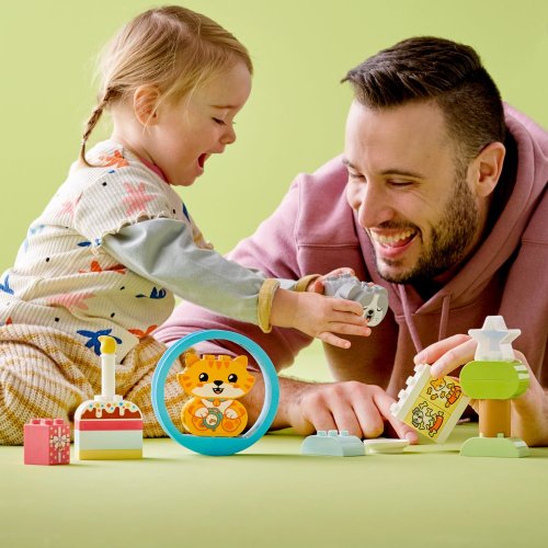 LEGO® DUPLO® 10977 O Meu Primeiro Cãozinho e Gatinho com Sons