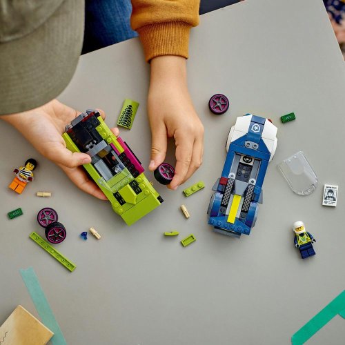 LEGO® City 60415 La course-poursuite entre la voiture de police et la super voiture