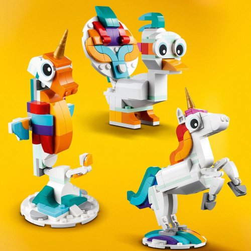 LEGO® Creator 3-in-1 31140 Unicórnio Mágico