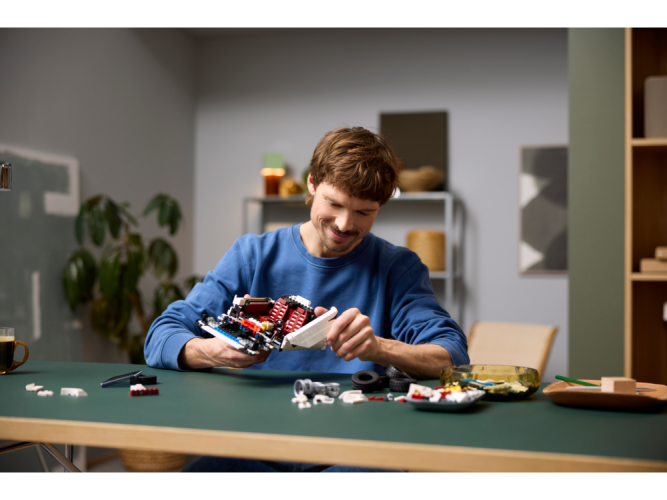 LEGO® Icons 10337 Lamborghini Countach 5000 Quattrovalvole