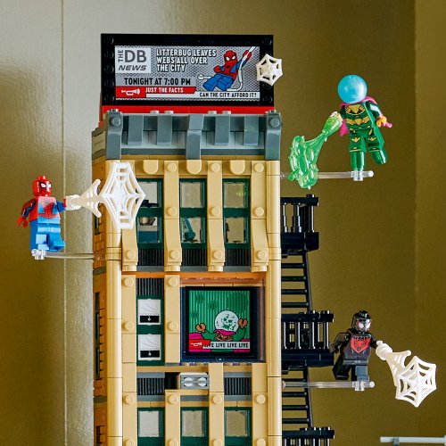 LEGO® Super Heroes 76342 Spider-Man contre Mystério : le Daily Bugle