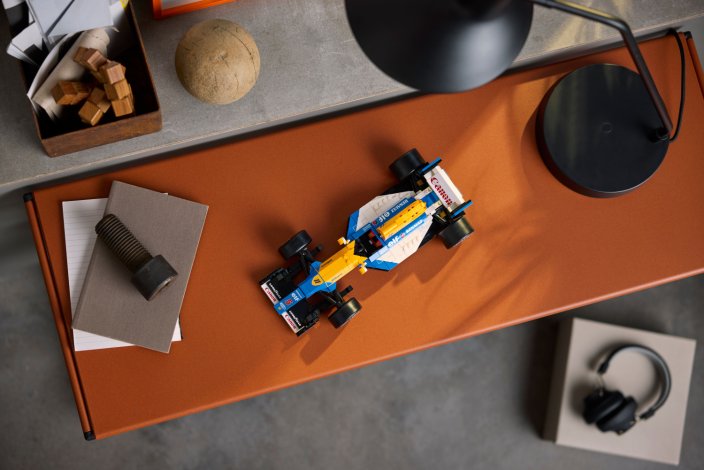 LEGO® Icons 10353 Williams Racing FW14B e Nigel Mansell