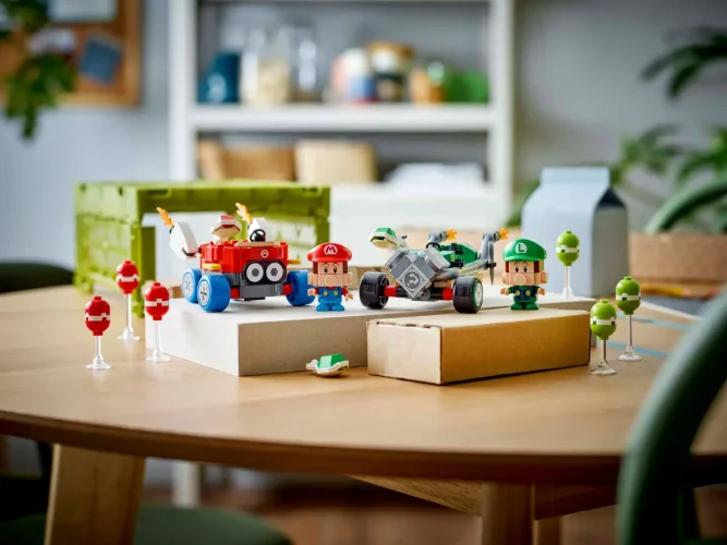 LEGO® Super Mario™ 72034 Mario Kart™ - Mario Bebé contra Luigi Bebé
