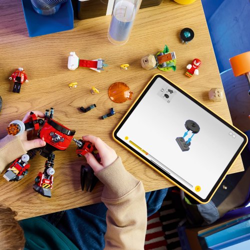 LEGO® Sonic the Hedgehog™ 77005 Knuckles vs. Dr. Eggmans Egg Crusher Mech