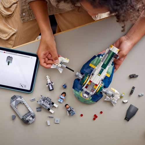 LEGO® Star Wars TM 75433 Astronave di Jango Fett