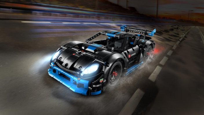 LEGO® Technic™ 42176 Pretekárske auto Porsche GT4 e-Performance