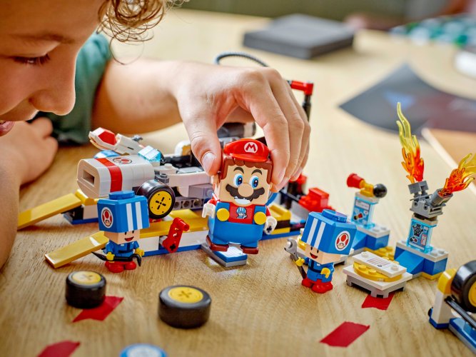 LEGO® Super Mario™ 72035 Mario Kart™ - Garage de Toad