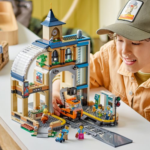 LEGO City 60469 Hlavní vlakové nádraží