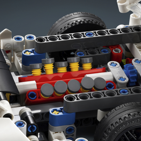 LEGO® Technic 42234 Dodge Viper GTS-R Sportwagen