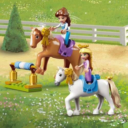 LEGO® Disney™ 43195 Belles und Rapunzels königliche Ställe