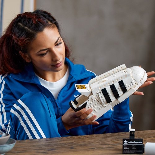 LEGO® Icons 10282 adidas Originals Superstar