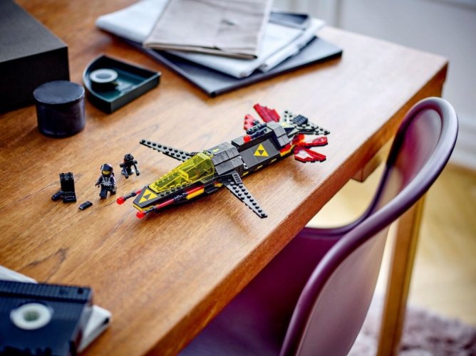 LEGO® Icons 40580 Krążownik Blacktron