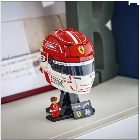 LEGO® F1 43014 Capacete Scuderia Ferrari HP de Charles Leclerc