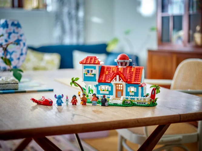 LEGO® Disney™ 43268 La maison sur la plage de Lilo et Stitch