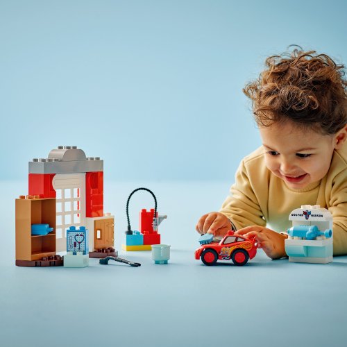 LEGO DUPLO │ Disney 10456 McQueen a návštěva v garáži doktora Hudsona