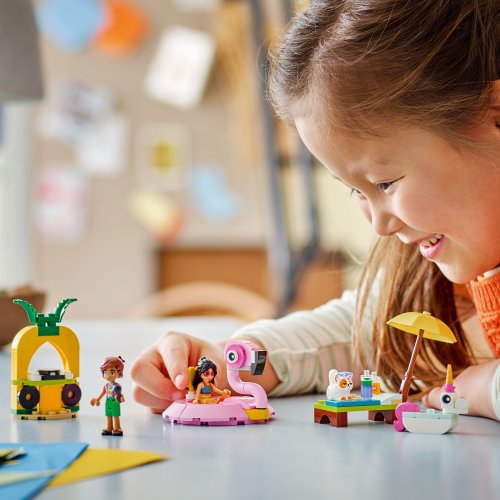 LEGO Friends 42658 Zábava u bazénu s jednorožcem a plameňákem