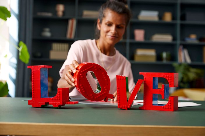 LEGO® Art 31214 LOVE