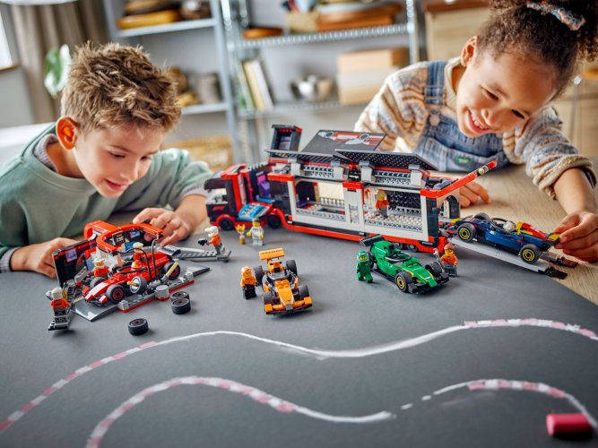 LEGO® City 60442 F1® coureur met McLaren racewagen