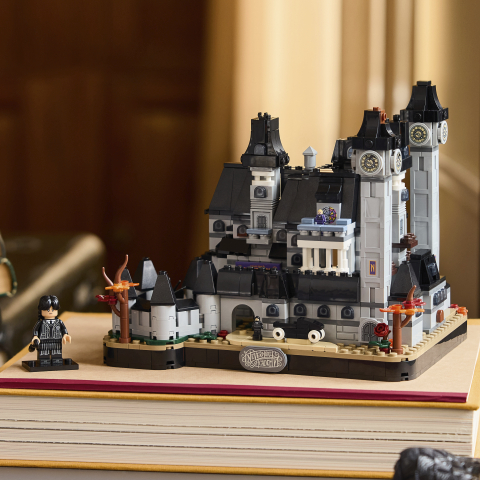 LEGO® Wednesday 76788 Nimmermeer Academie
