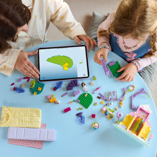 LEGO® Gabby's Dollhouse 11205 Zuckerguss-Gebirge und Kätzchen-Garten