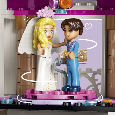 LEGO® Friends 42704 Das Grandhotel von Heartlake City