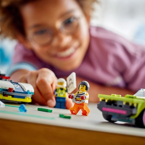 LEGO® City 60415 Pościg radiowozu za muscle carem
