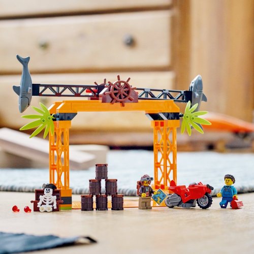LEGO® City 60342 Le défi de cascade : l’attaque des requins