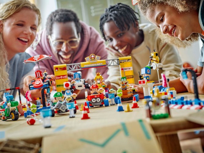 LEGO® Super Mario™ 72036 Mario Kart™ - Baby Peach & Grand Prix–Set