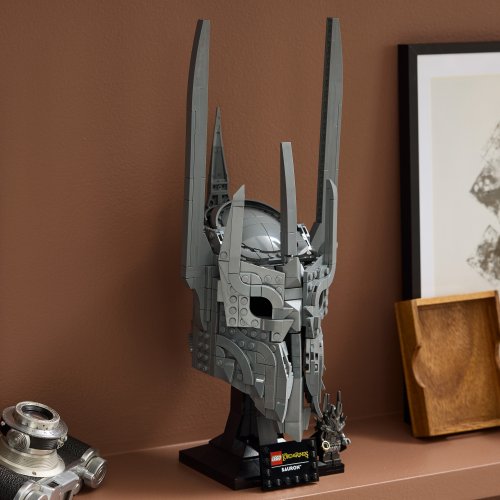 LEGO® Icons 11373 Pán prstenů: Sauronova helma