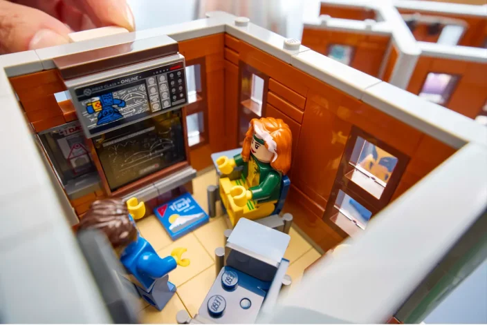 LEGO® Marvel 76294 X-Men: X-Mansion