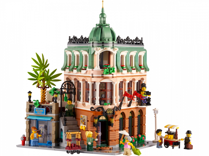 LEGO® Icons 10297 Boutique Hotel