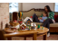 LEGO® Icons 10339 Le bureau de poste du Père Noël