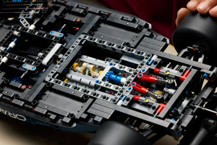 LEGO® Technic™ 42206 Oracle Red Bull Racing RB20 F1 Rennauto