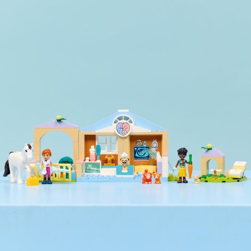 LEGO® Friends 42696 Clinica veterinaria