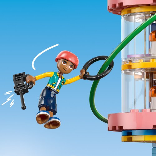LEGO® Friends 42689 Heartlake City clubhuis