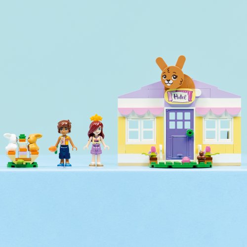 LEGO® Friends 42679 Hotel de Conejitos de Heartlake City