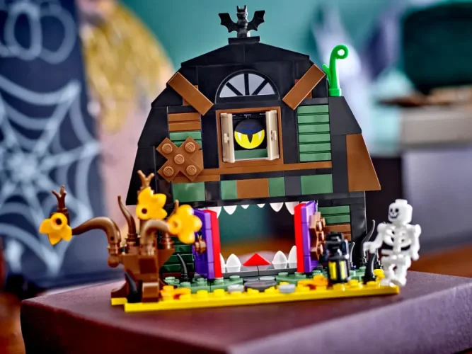 LEGO® 40721 Halloweenska stodola