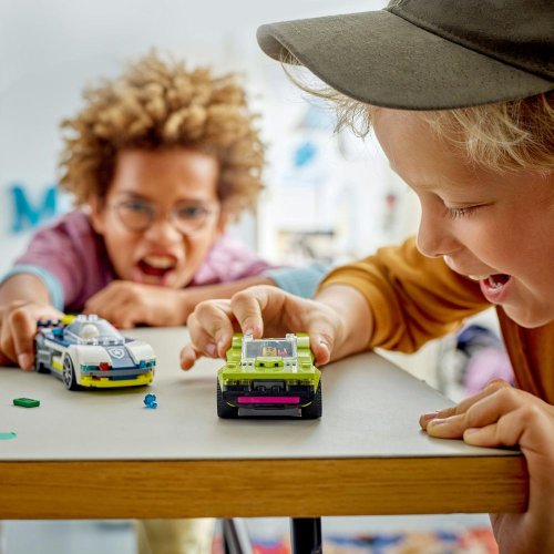 LEGO® City 60415 Pościg radiowozu za muscle carem