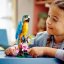 LEGO® Creator 3-en-1 31136 Le perroquet exotique