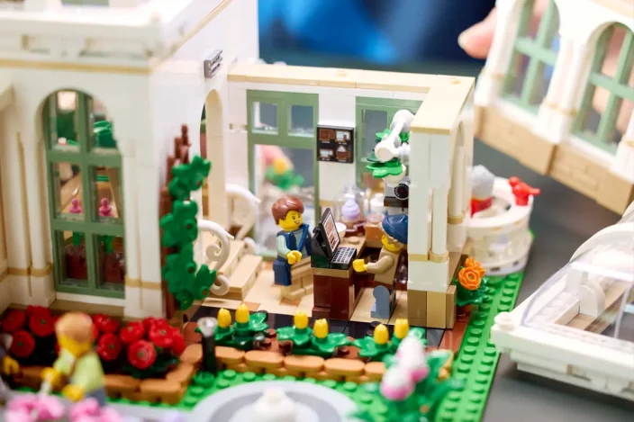 LEGO® Ideas 21353 O Jardim Botânico