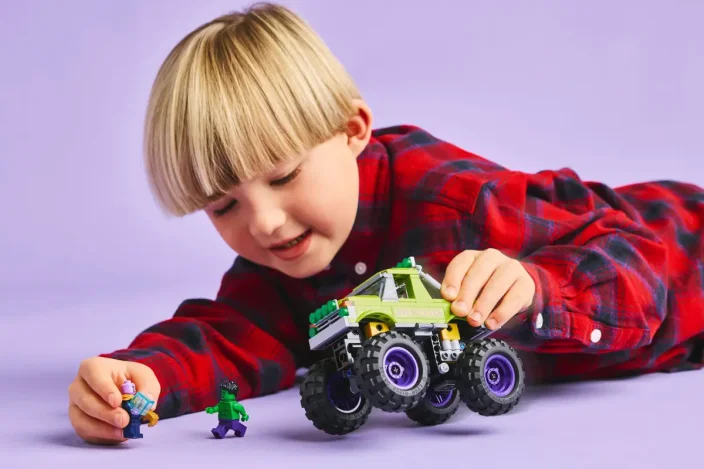 LEGO® Marvel 76312 Monster truck Hulka kontra Thanos