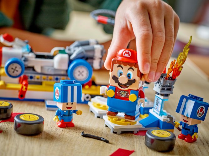 LEGO® Super Mario™ 72035 Mario Kart™ - Garage de Toad