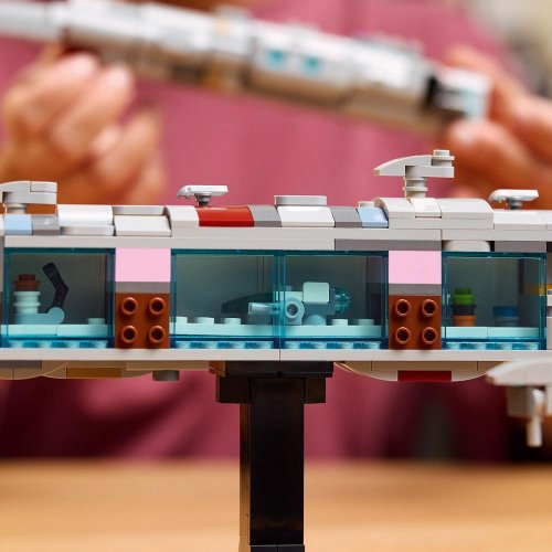 LEGO® Star Wars™ 75405 Le Starcruiser Home One